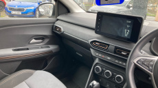 Dacia Jogger 1.6 HEV Extreme 5dr Auto Hybrid Estate